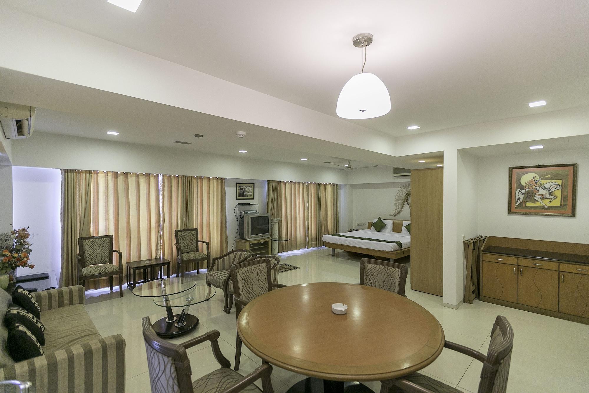 Treebo Trend New Castle Otel Mumbai Dış mekan fotoğraf