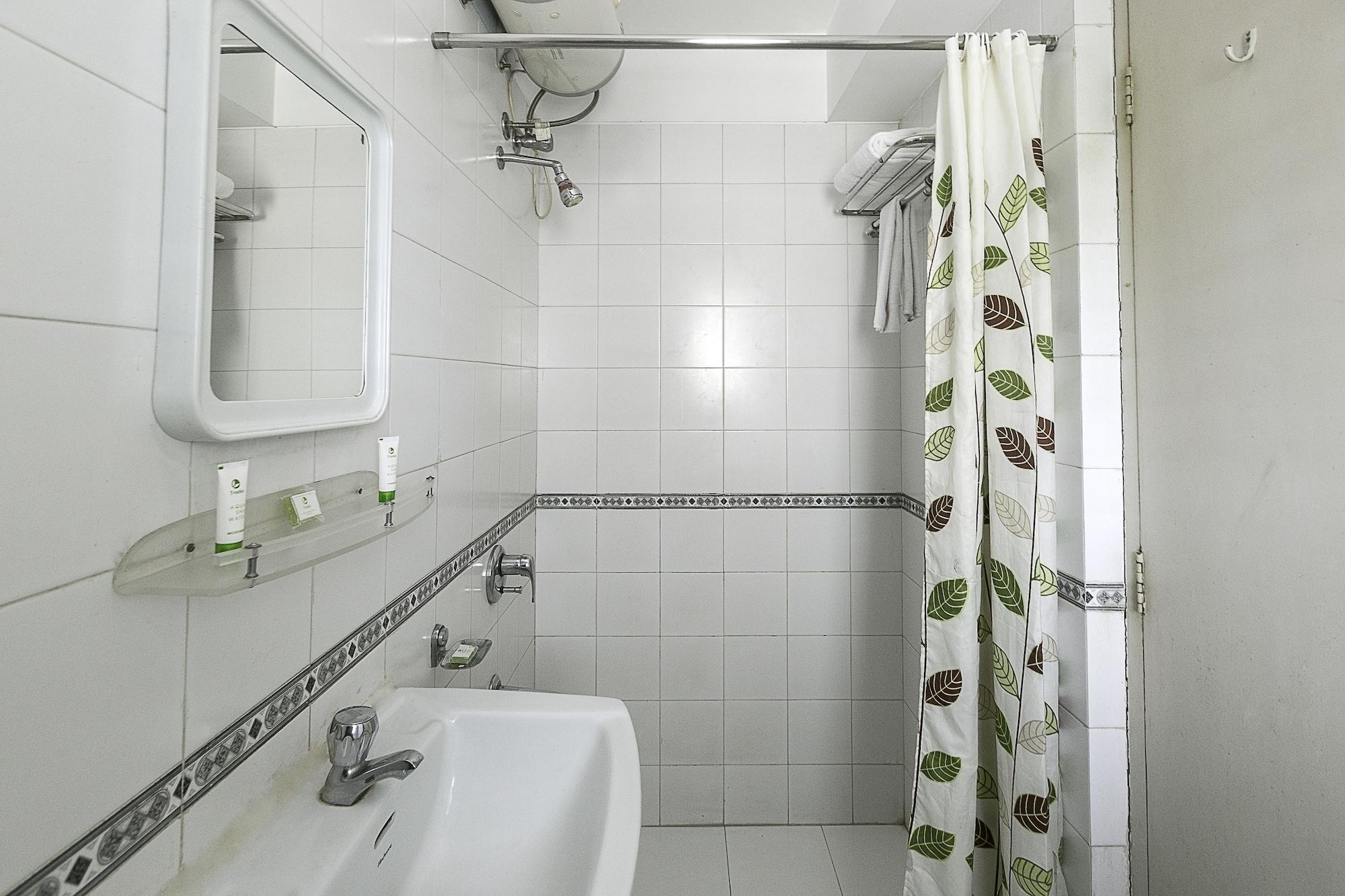 Treebo Trend New Castle Otel Mumbai Dış mekan fotoğraf
